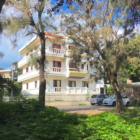 A&B Rhodes City Apartments Esterno foto
